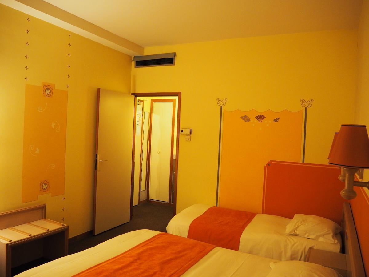 Splendid Hotel Grenoble Centre Gare Zewnętrze zdjęcie